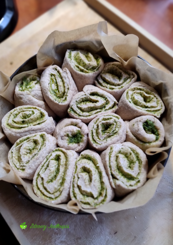 chlebek odrywany z pesto